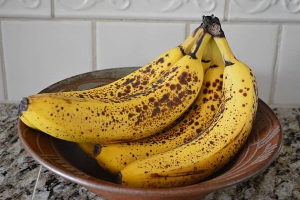Chuối bình thường đã tốt, khi chín có đốm đen lại càng quý hơn