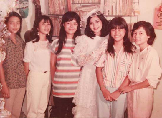 Nhìn ảnh cưới từ thời ông bà anh mới biết độ ăn chơi của loạt sao Việt đình đám như Quang Thắng, Vân Dung, Hoài Linh, Chí Trung...