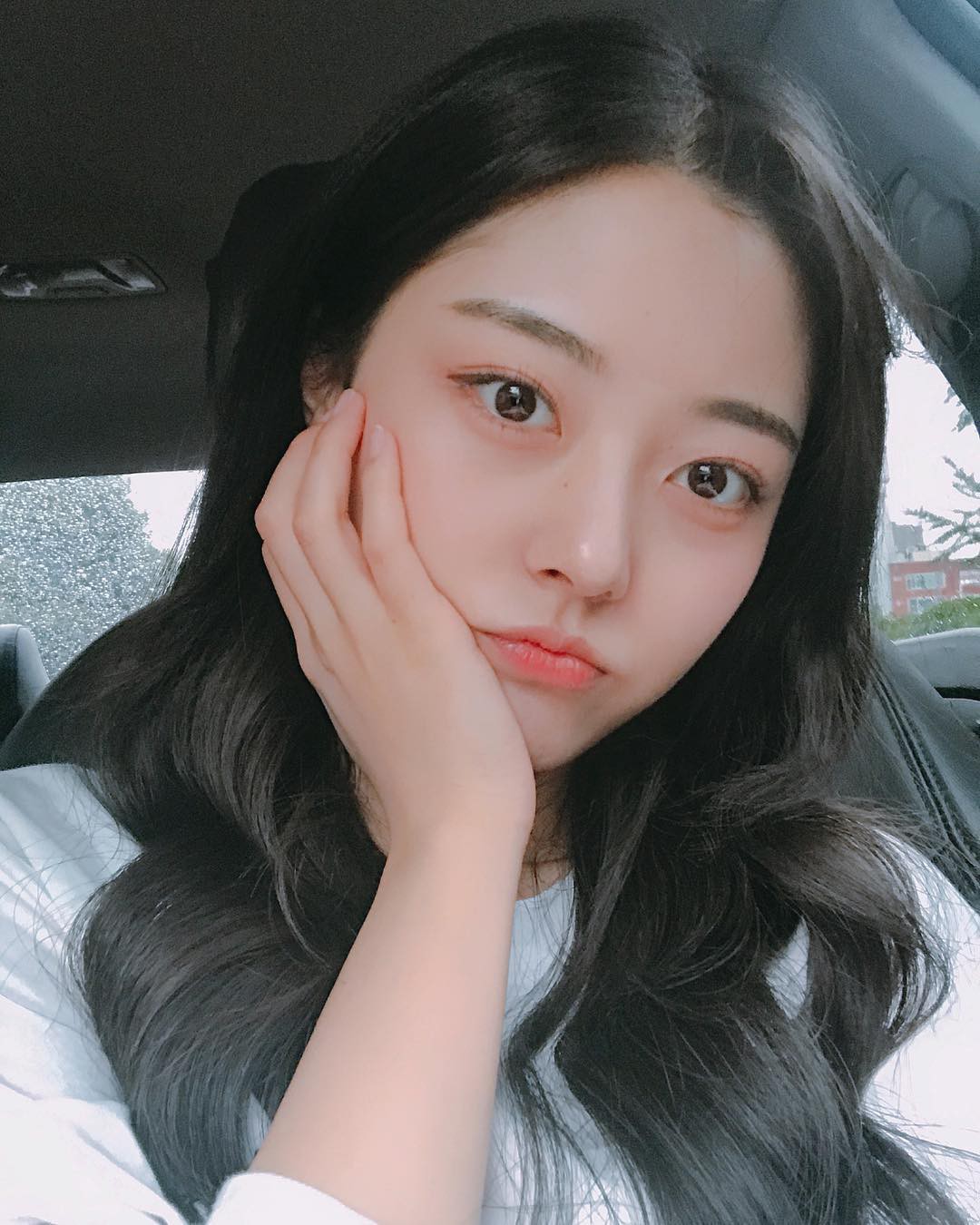 Theo bác sĩ da liễu, 8 thói quen không ngờ tới này sẽ khiến tình trạng da bóng dầu thêm tồi tệ