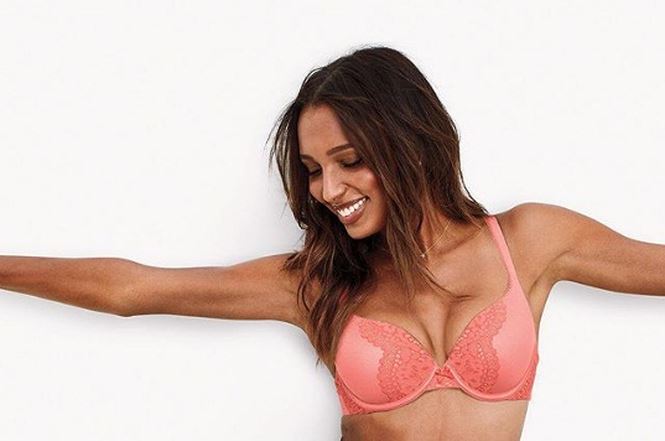 Dàn thiên thần nội y Victoria’s Secret rực lửa đa sắc