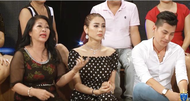 Học viện mẹ chồng tập 3: Mẹ chồng Lâm Khánh Chi khuyên con trai nên nhịn vợ