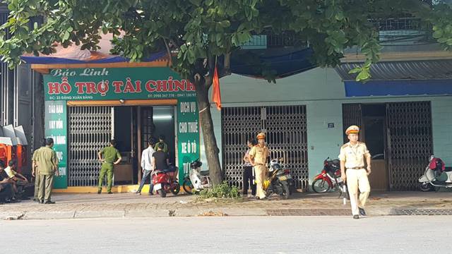 Hé lộ nguyên nhân nhóm giang hồ bắn nhau khiến người đi đường tử vong vì đạn lạc