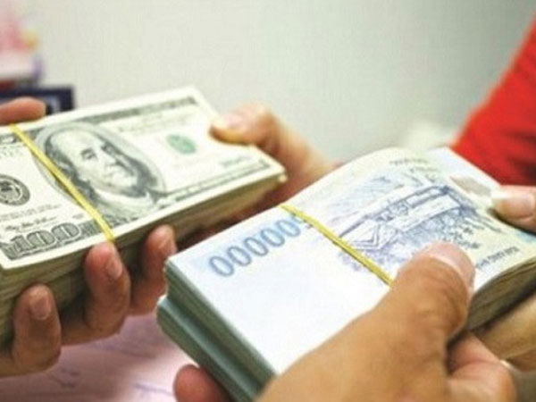 Giá USD tăng nhẹ