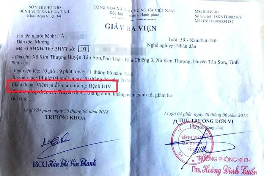 Hàng chục người nghi bị nhiễm HIV ở Phú Thọ: Tôi đã sốc và nghi cho chồng mình, nhưng anh lại có kết quả âm tính
