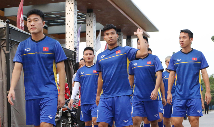 Buổi tập trong công viên của Olympic Việt Nam