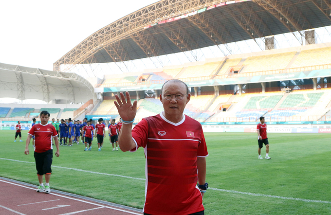 Buổi tập trong công viên của Olympic Việt Nam