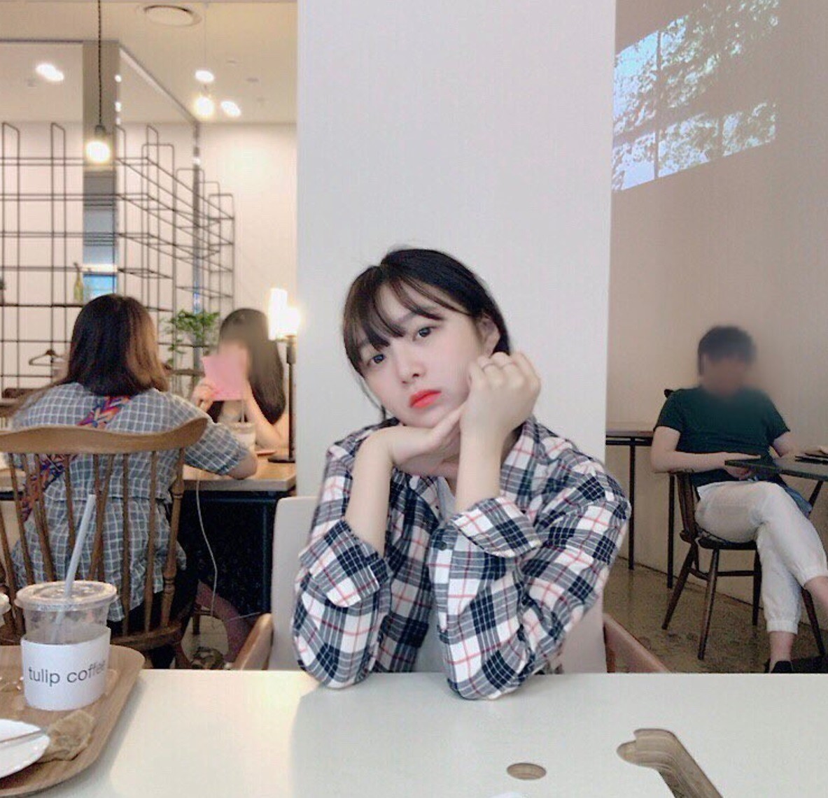 Cô gái 22 tuổi kể khổ, đòi đi bán nội tạng để báo hiếu bố mẹ nhưng lại bất ngờ bị dân tình bóc phốt