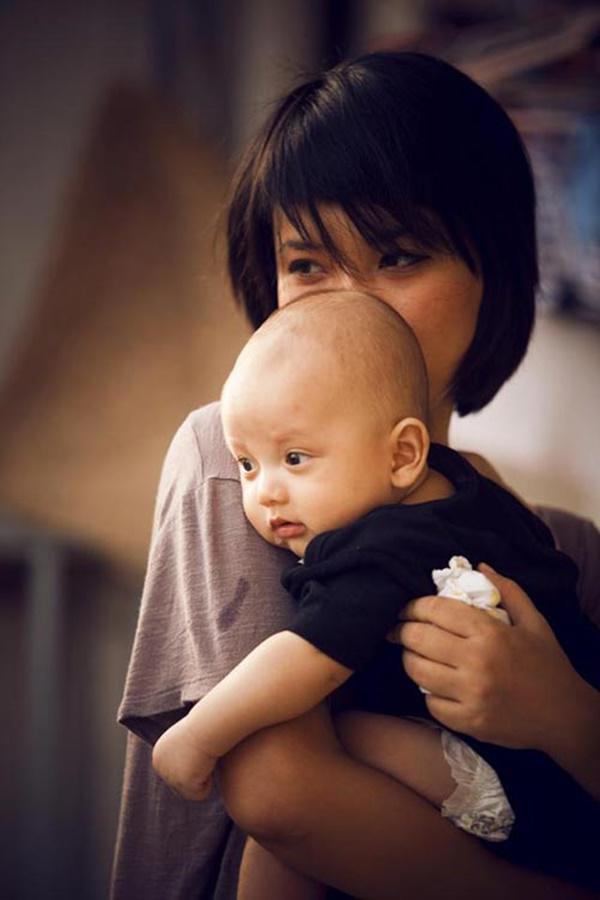 Xinh đẹp, hạnh phúc nhưng sau sinh, mỹ nhân Việt không khỏi hận bản thân, căm ghét cuộc đời