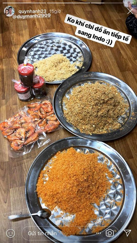 Bạn gái mới gây tranh cãi khi đăng clip hôn cầu thủ Trọng Đại