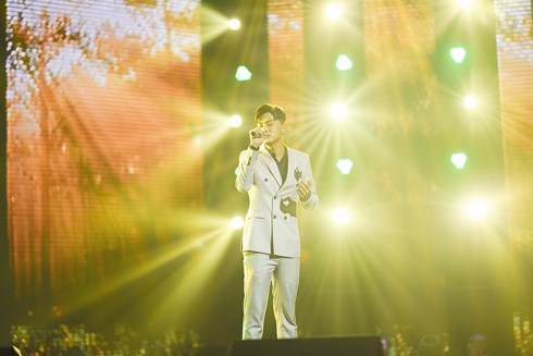 Giọng hát Việt tập 13: Cặp song ca duy nhất còn lại của The Voice 2018 tới từ team Noo phải dừng chân Giọng hát Việt tập 13: Cặp song ca duy nhất còn lại của The Voice 2018 tới từ team Noo phải dừng chân