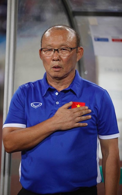 BTC ASIAD nhận lỗi vì U23 Việt Nam tập sân xi măng, hứa từ mai tốt hơn