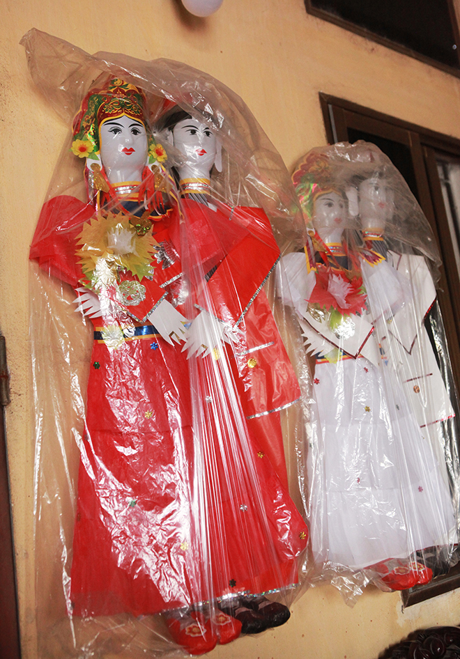 Tháng cô hồn, thủ phủ vàng mã bán cả cô dâu, chú rể