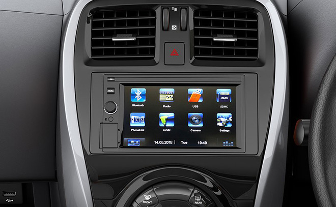 Cận cảnh mẫu ô tô giá chỉ 170 triệu đồng của Nissan