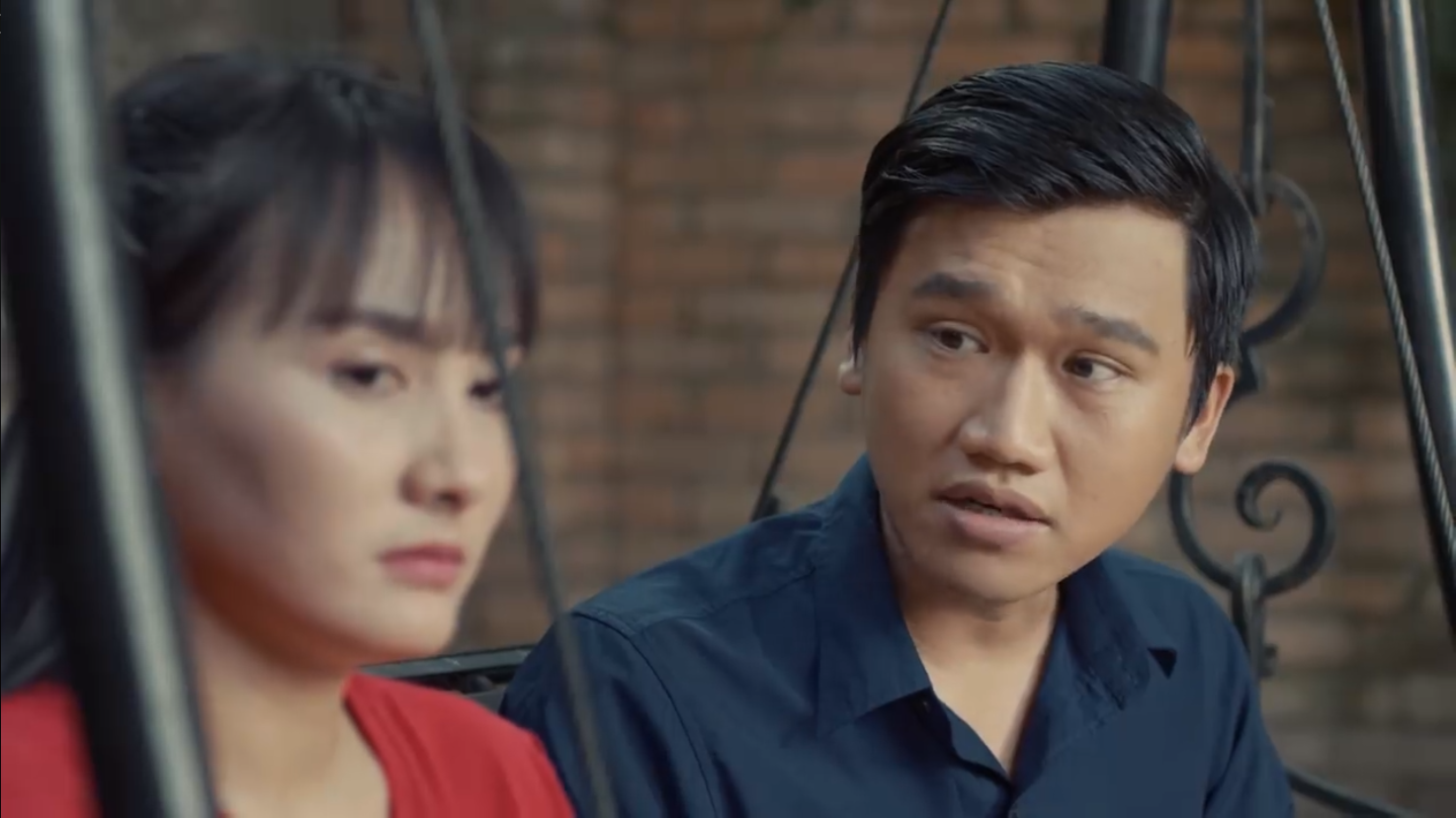 Phim Ngày ấy mình đã yêu tập 20: Biết Nam và Hạ đang rạn nứt tình cảm, em gái mưa ra sức tấn công mãnh liệt