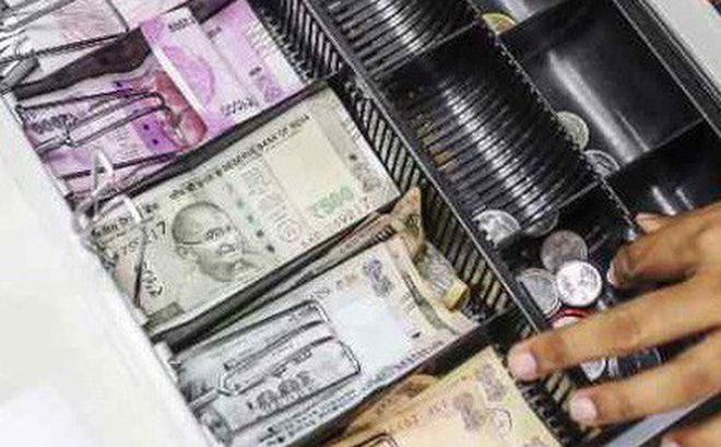 Dân Ấn Độ phẫn nộ về thông tin Trung Quốc in tiền rupee