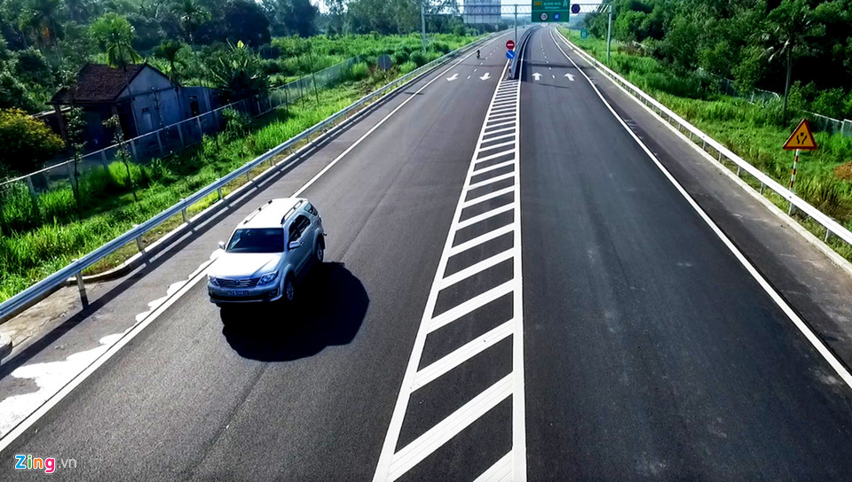 Toàn cảnh cao tốc Đà Nẵng - Quảng Ngãi trước ngày thông xe
