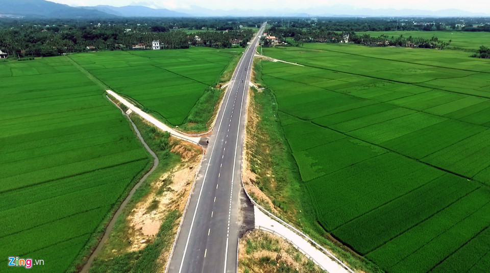 Toàn cảnh cao tốc Đà Nẵng - Quảng Ngãi trước ngày thông xe