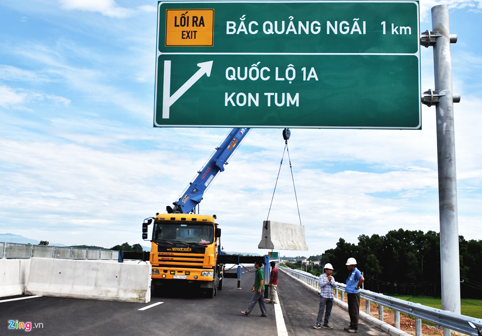 Toàn cảnh cao tốc Đà Nẵng - Quảng Ngãi trước ngày thông xe
