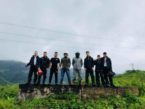 Tình yêu đặc biệt của Kelvin Khánh: Gọi vợ bằng thằng, khuyên fan nên làm bạn trước mới yêu