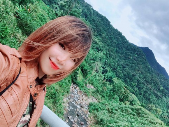 Tình yêu đặc biệt của Kelvin Khánh: Gọi vợ bằng thằng, khuyên fan nên làm bạn trước mới yêu