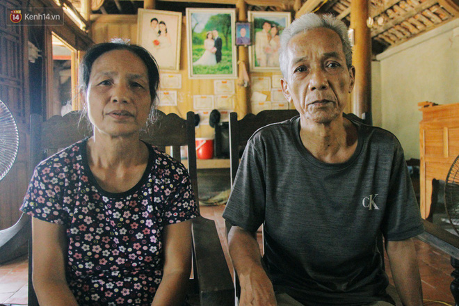 Nữ thủ khoa dân tộc Mường từng gạt nước mắt từ bỏ giảng đường: Nhờ cô giáo và mọi người, em được đi học rồi!