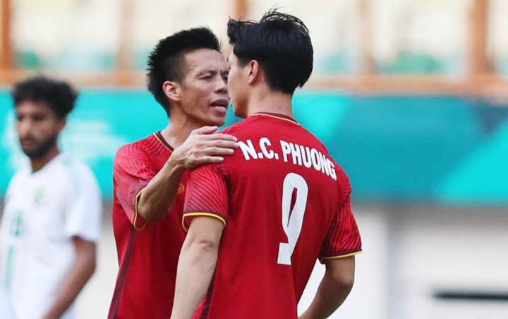 Văn Quyết: Cả đội luôn luôn ủng hộ Công Phượng