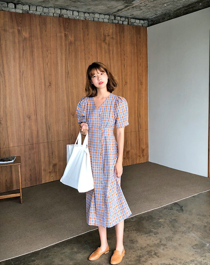 Muôn kiểu váy liền cùng cách diện chuẩn đẹp, thanh lịch mà mọi quý cô công sở cần biết