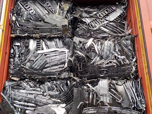 Công ty nhựa lo lỗ 10 triệu USD vì 5.000 container phế liệu tắc ở cảng