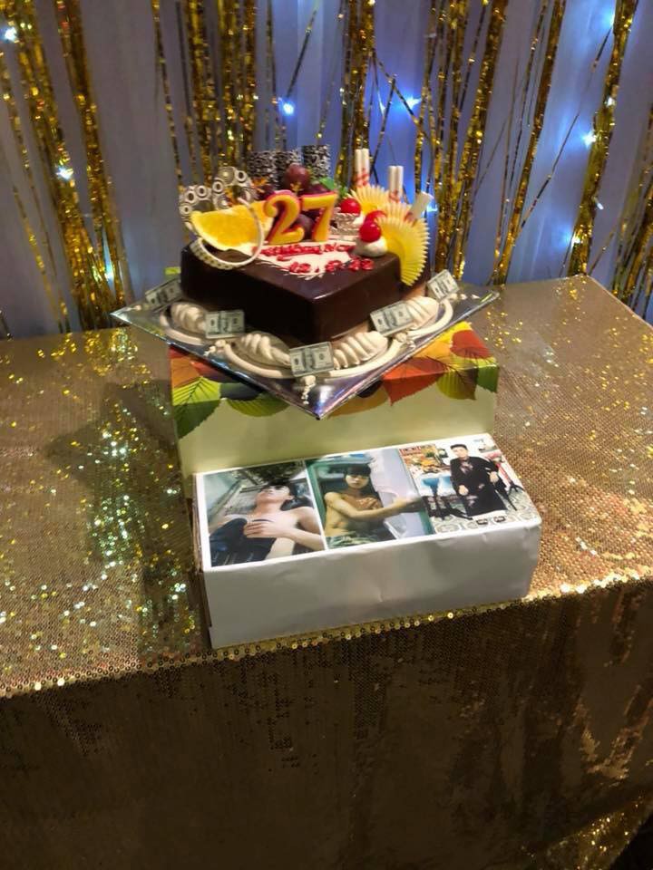 Thanh niên được nhóm bạn thân thiết kế cho đôi dép mang tên chạm đáy nỗi đau làm từ vỏ sầu riêng