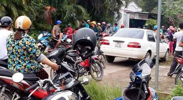 Rúng động: Sau tiếng cãi vã, vợ chồng cùng con nhỏ chết trong phòng trọ