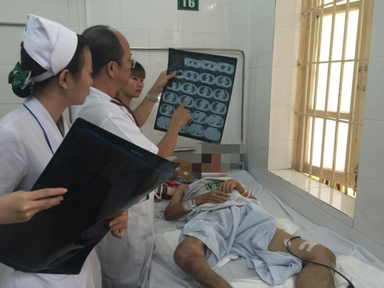 Cứu sống người mắc bệnh truyền nhiễm Whitmore từng bị lãng quên