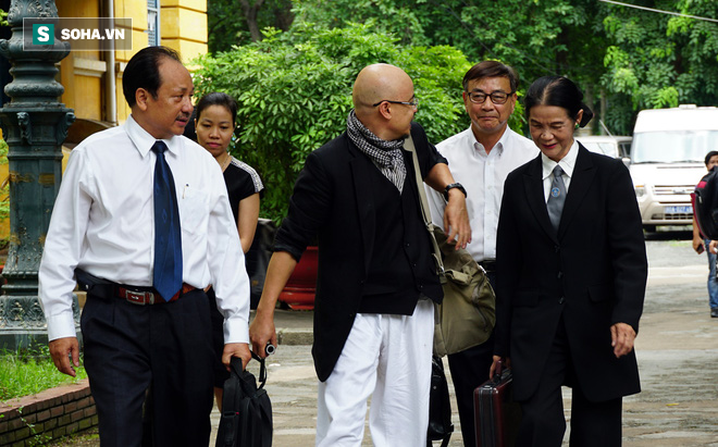 [Ảnh] Cuộc ly hôn đầy sóng gió của vợ chồng ông chủ cà phê Trung Nguyên