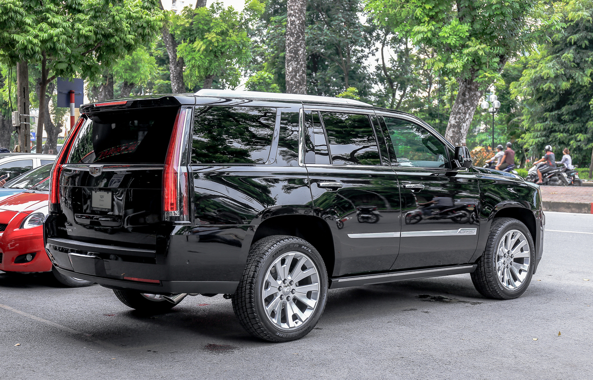 Khủng long Cadillac Escalade 2019 giá hơn 10 tỷ tại Việt Nam