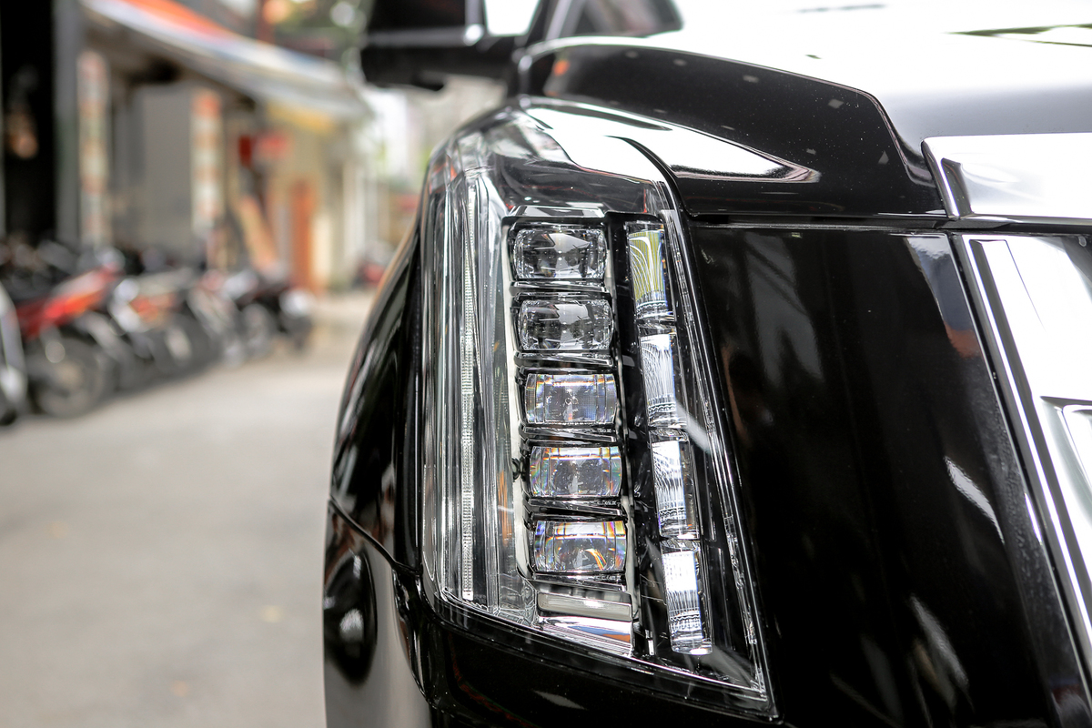 Khủng long Cadillac Escalade 2019 giá hơn 10 tỷ tại Việt Nam