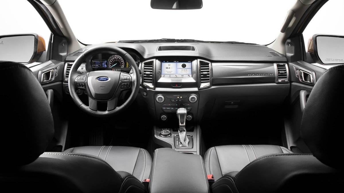 Lần đầu bán ở Mỹ, Ford Ranger 2019 giá từ 24.300 USD