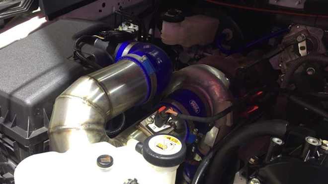 Soi chi tiết Toyota Fortuner độ mạnh nhất thế giới Soi chi tiết Toyota Fortuner độ mạnh nhất thế giới