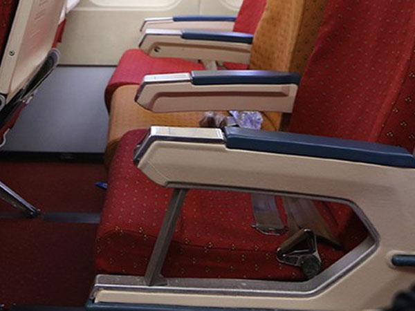 Nữ du khách nước ngoài quên gần 300 triệu đồng trên máy bay