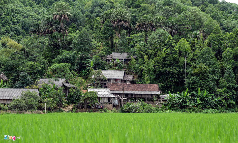 Cuộc sống ở xã vùng cao cứ hơn 100 người có 1 người nhiễm HIV