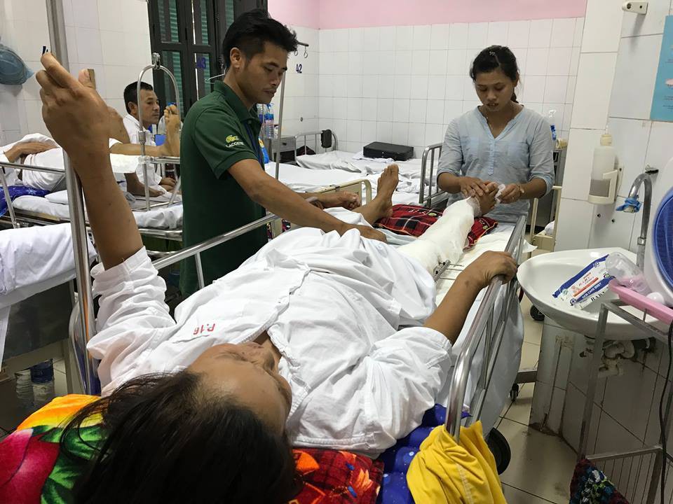 Mong ước giản dị của người mẹ bị cánh quạt máy chém trọng thương khi lao xuống biển cứu con trai