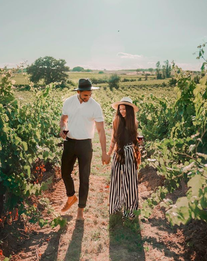 Hotgirl công chúa tóc mây gốc Việt check-in Hội An, Trà Vinh với những bức ảnh đẹp đến mê hồn!