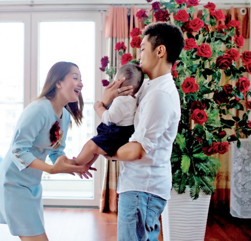 Khánh Thi sợ Phan Hiển ngoại tình tới trầm cảm: Hãy nhớ kỹ câu nói của ca sĩ Khánh Ly!