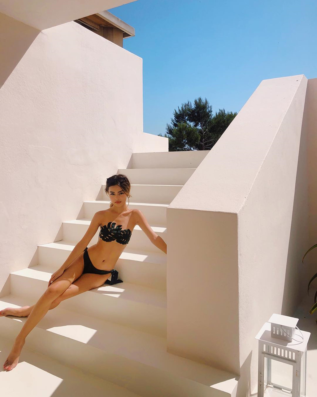 5 kiểu chụp ảnh giúp Lily Maymac bé tẹo nhưng vẫn sexy