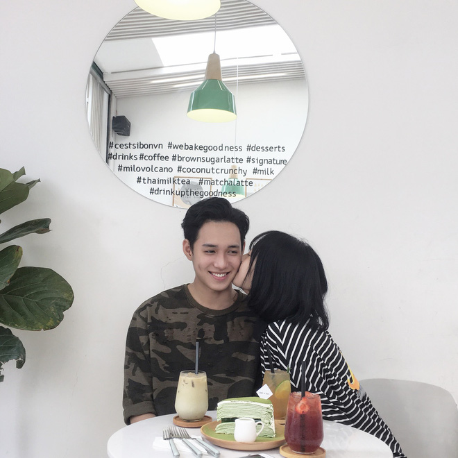 Bạo gan nhắn tin hỏi tuổi crush, hot boy cao 1m86 cưa đổ chị đẹp 1m54