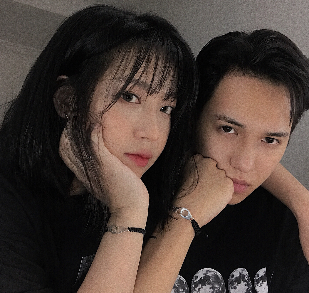 Bạo gan nhắn tin hỏi tuổi crush, hot boy cao 1m86 cưa đổ chị đẹp 1m54