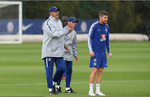 Sarri nới lỏng các quy định hà khắc của Conte tại Chelsea