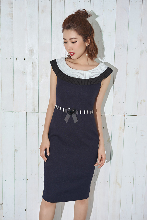 Thúy Ngân gợi ý mix đồ mùa thu cho nàng văn phòng