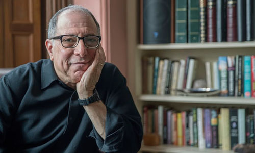 Nhà vận động nữ quyền Mỹ bị cáo buộc quấy rối tình dục sinh viên