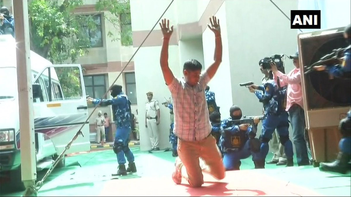 Choáng với đội đặc nhiệm SWAT nữ đầu tiên của Ấn Độ