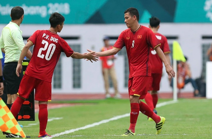 HLV Đoàn Minh Xương: Công Phượng có thể đá cắm khi gặp Nepal