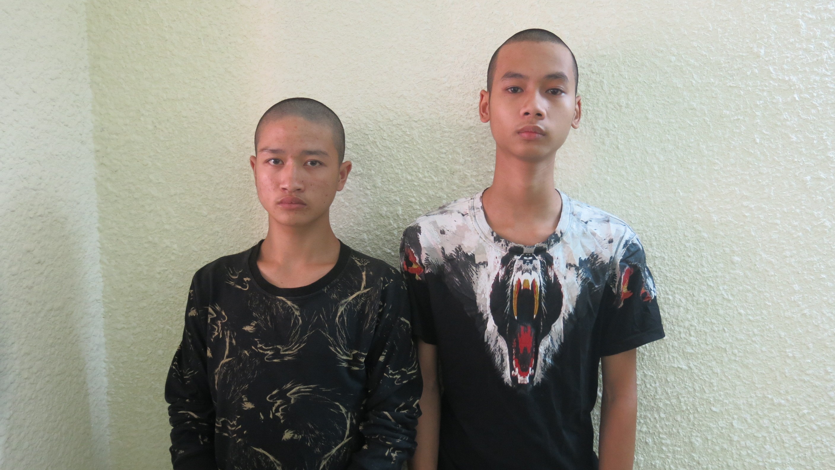 Khởi tố hai thanh niên cướp 100 nghìn đồng trên bàn thờ thần tài